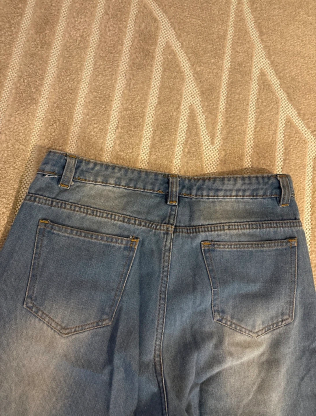 Light Wash Wide-Leg Jeans - photo 3