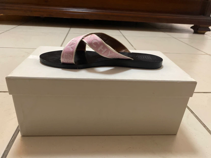 Givenchy Pink and White Flat Strap Sandals - photo 3