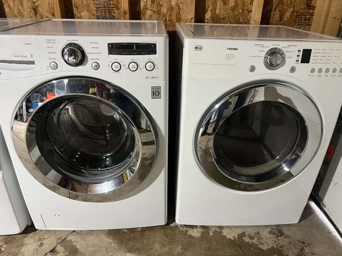 LG Tromm Washer and Dryer Set