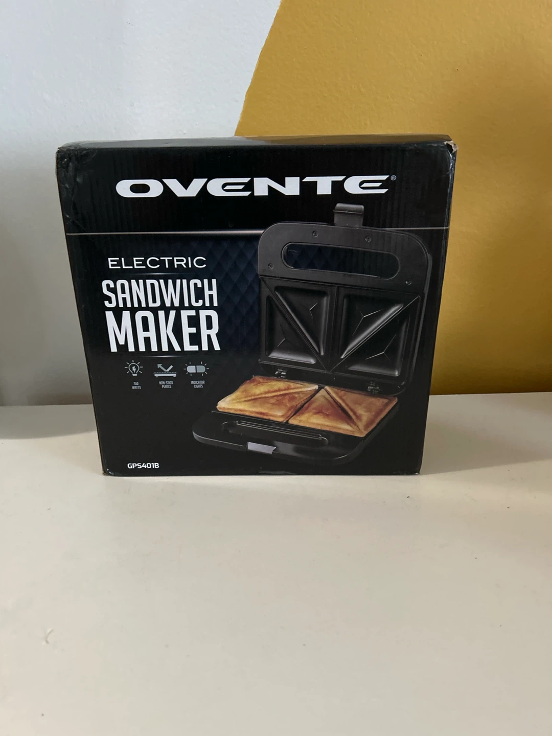 Ovente Electric Sandwich Maker GPS401B