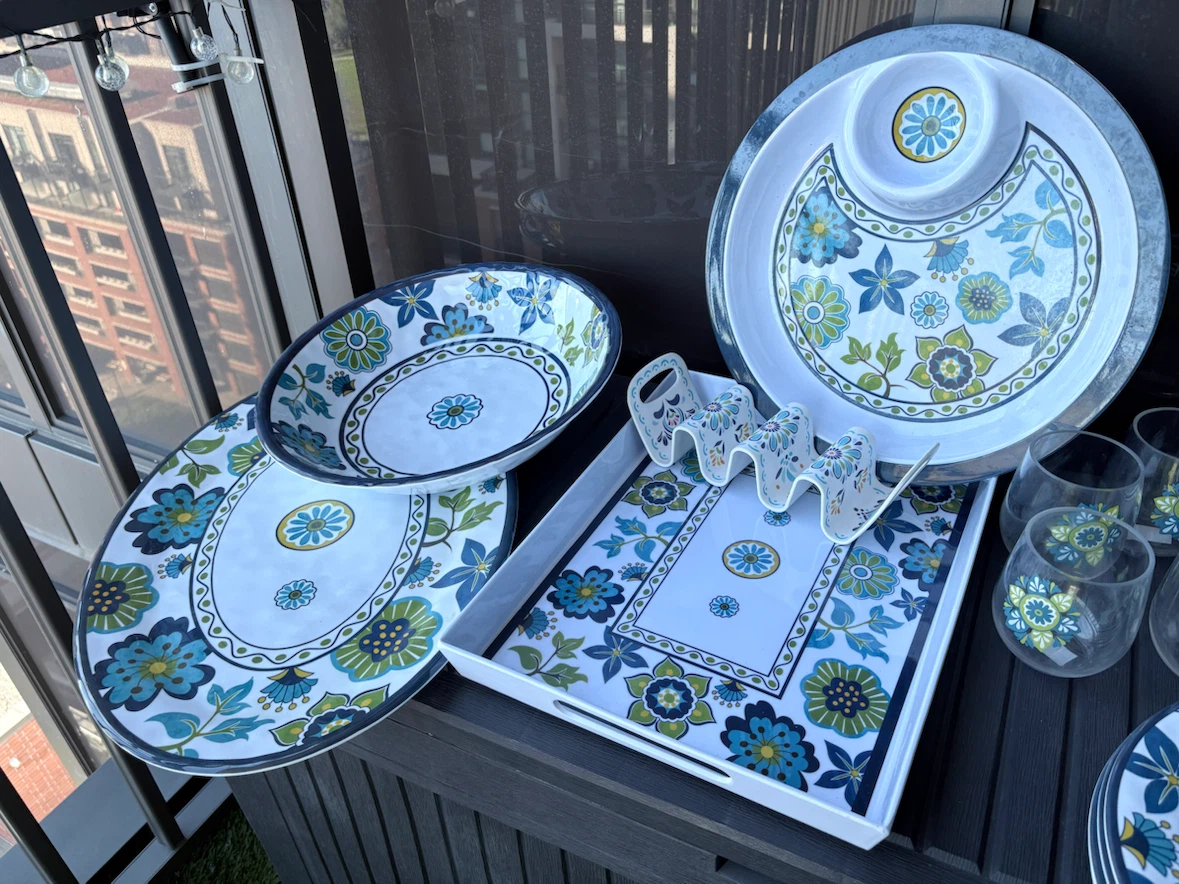 Floral Melamine Dinnerware Set - photo 3