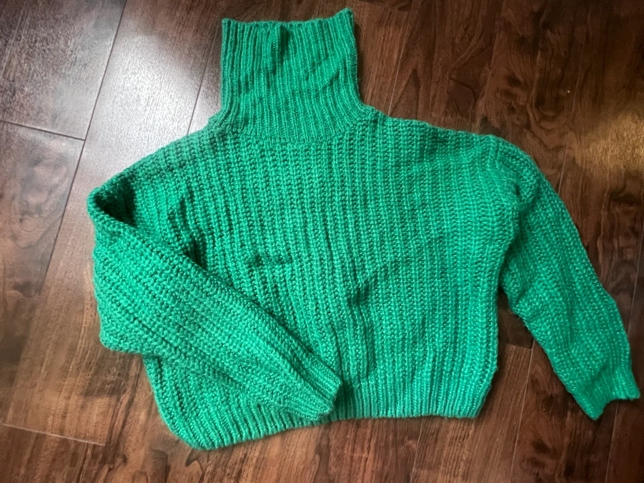 Bright Green Chunky Knit Turtleneck Sweater