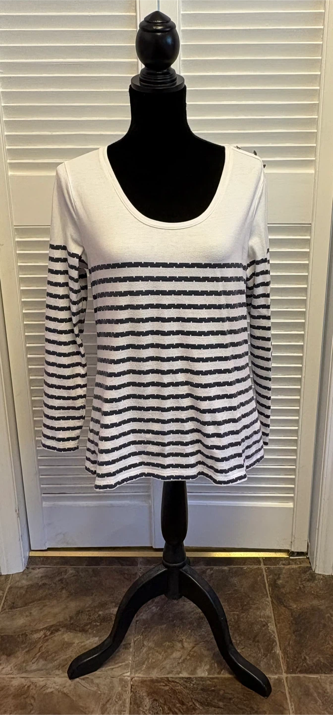 ✨✨Tommy Hilfiger Striped Long Sleeve Shirt