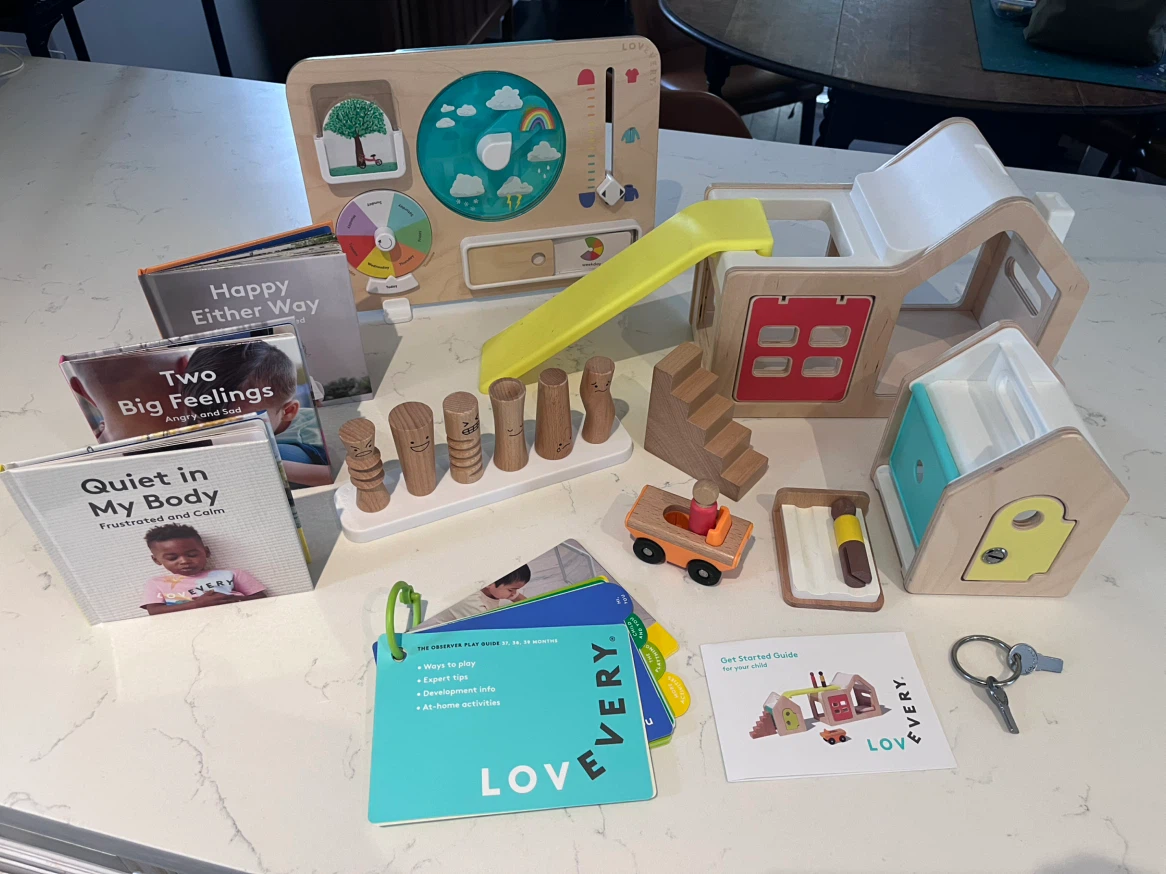 Lovevery Observer Play Kit 37-39 Months 4+ Montessori Toys Books