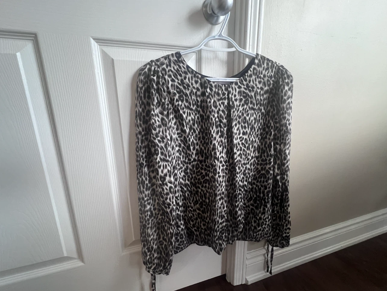 Leopard Print Long Sleeve Blouse