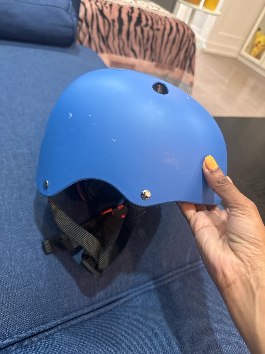 Kids scooter and safety helmet - photo 2