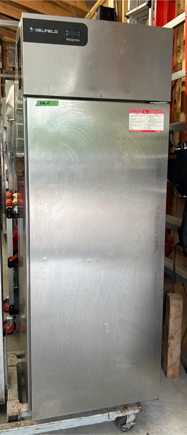 Delfield 6000XL Commercial Refrigeration Unit - photo 3