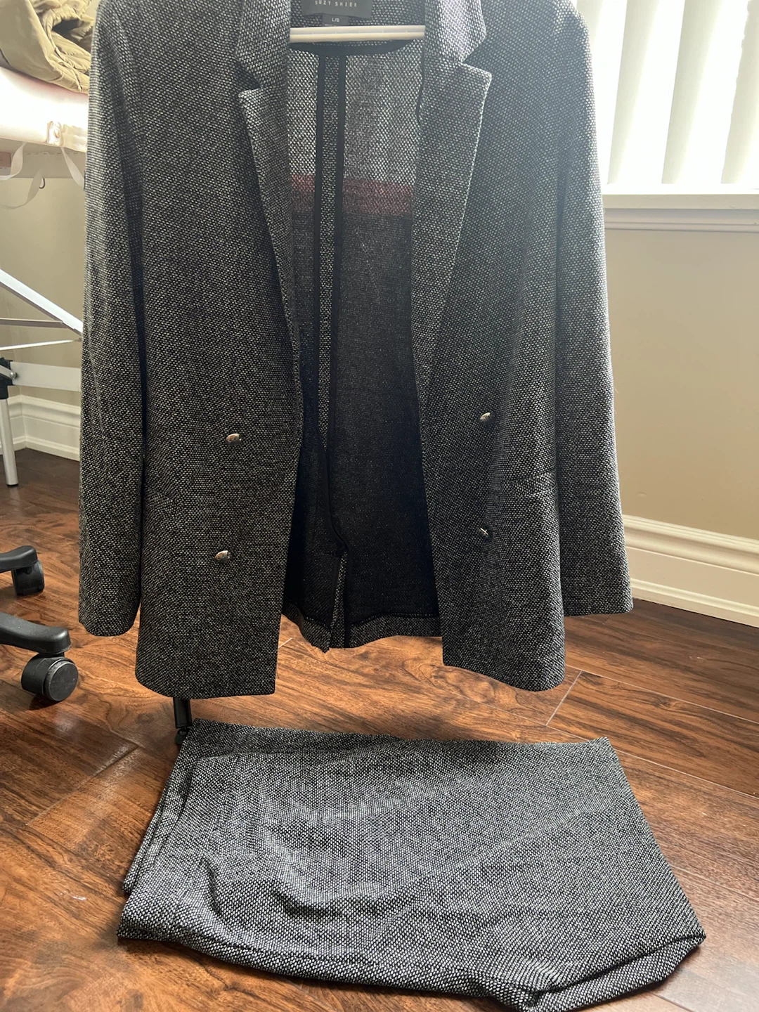 Suzy Shier Double-Breasted Blazer and Pants Suit