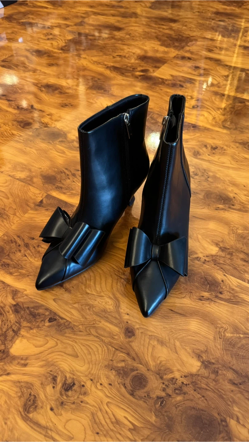 Coutgo Black Bow Ankle Boots Size 8