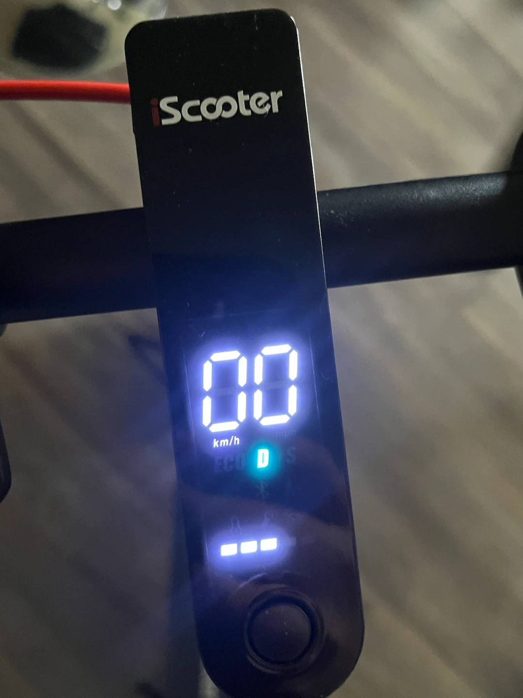 iScooter Electric Scooter - photo 2