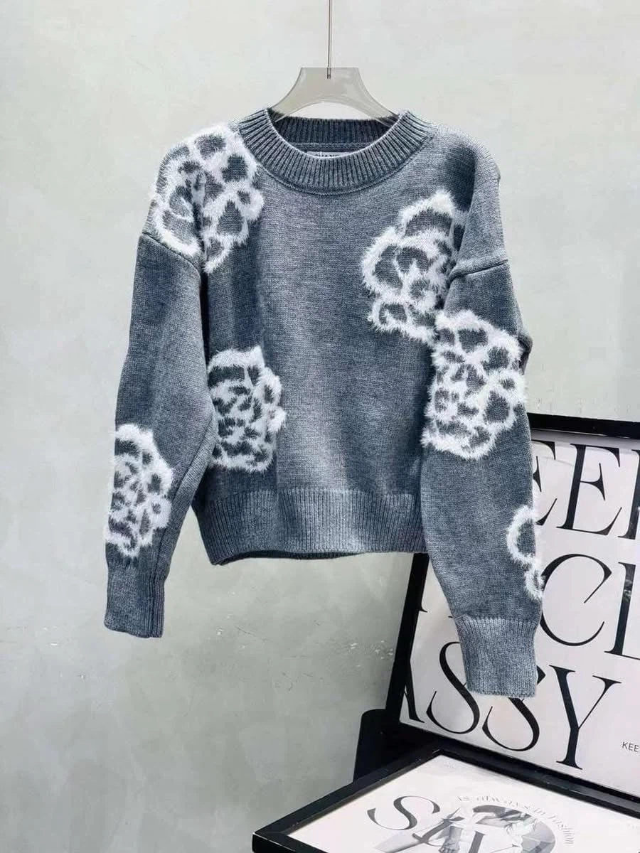 Chanel Floral Fuzzy Sweater - photo 3