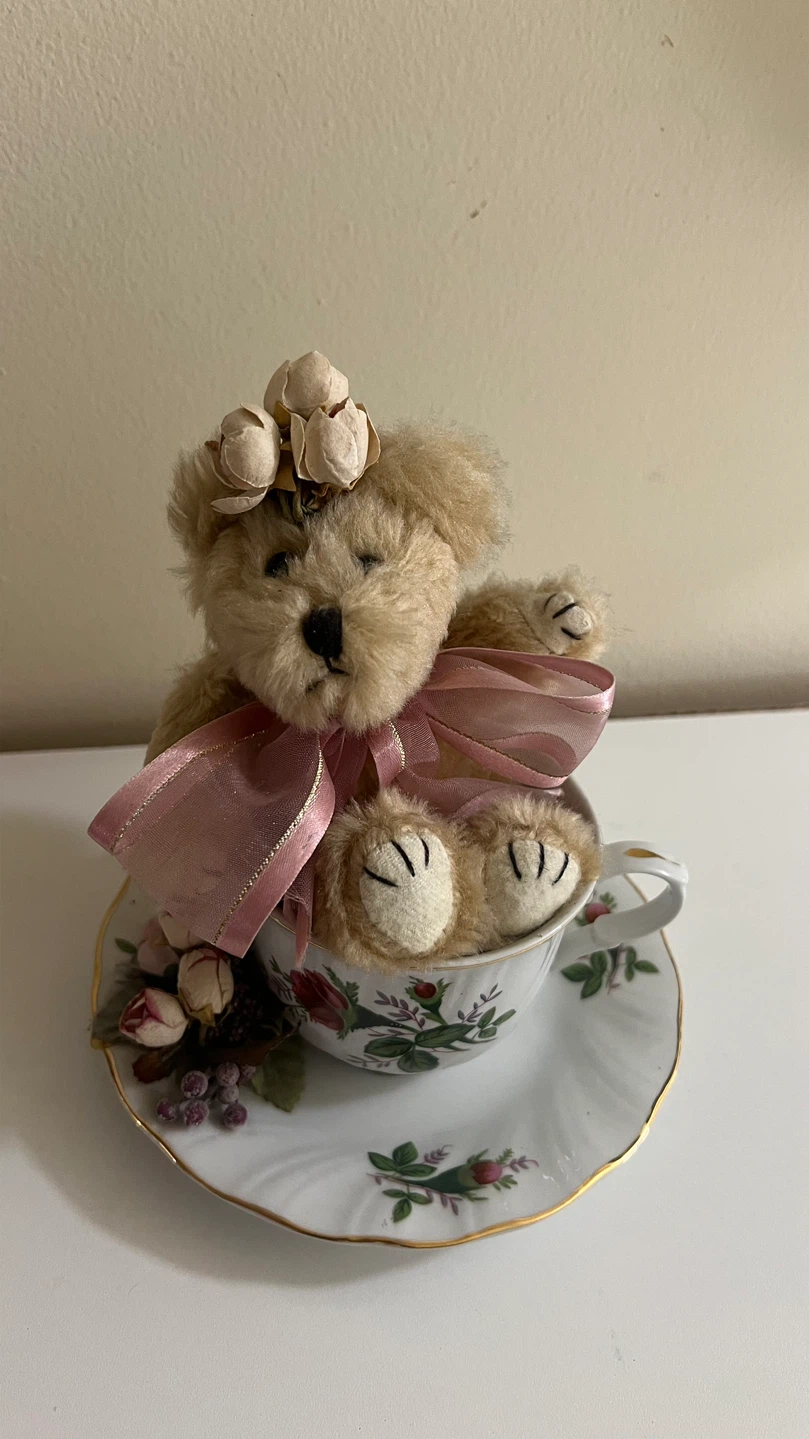 Vintage Style Teddy Bear in Floral Teacup - photo 4