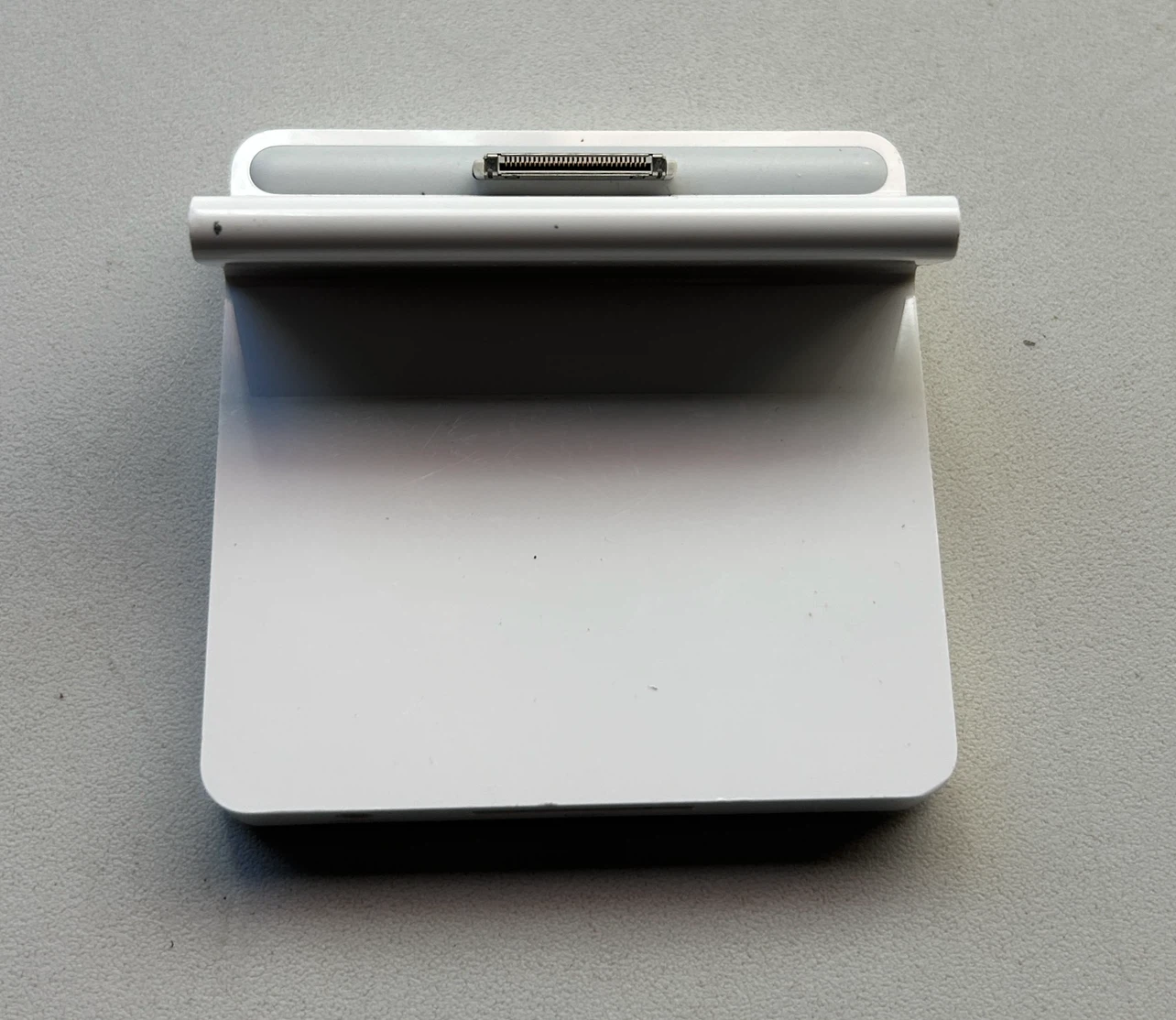 Apple Universal Dock A1352 - photo 4