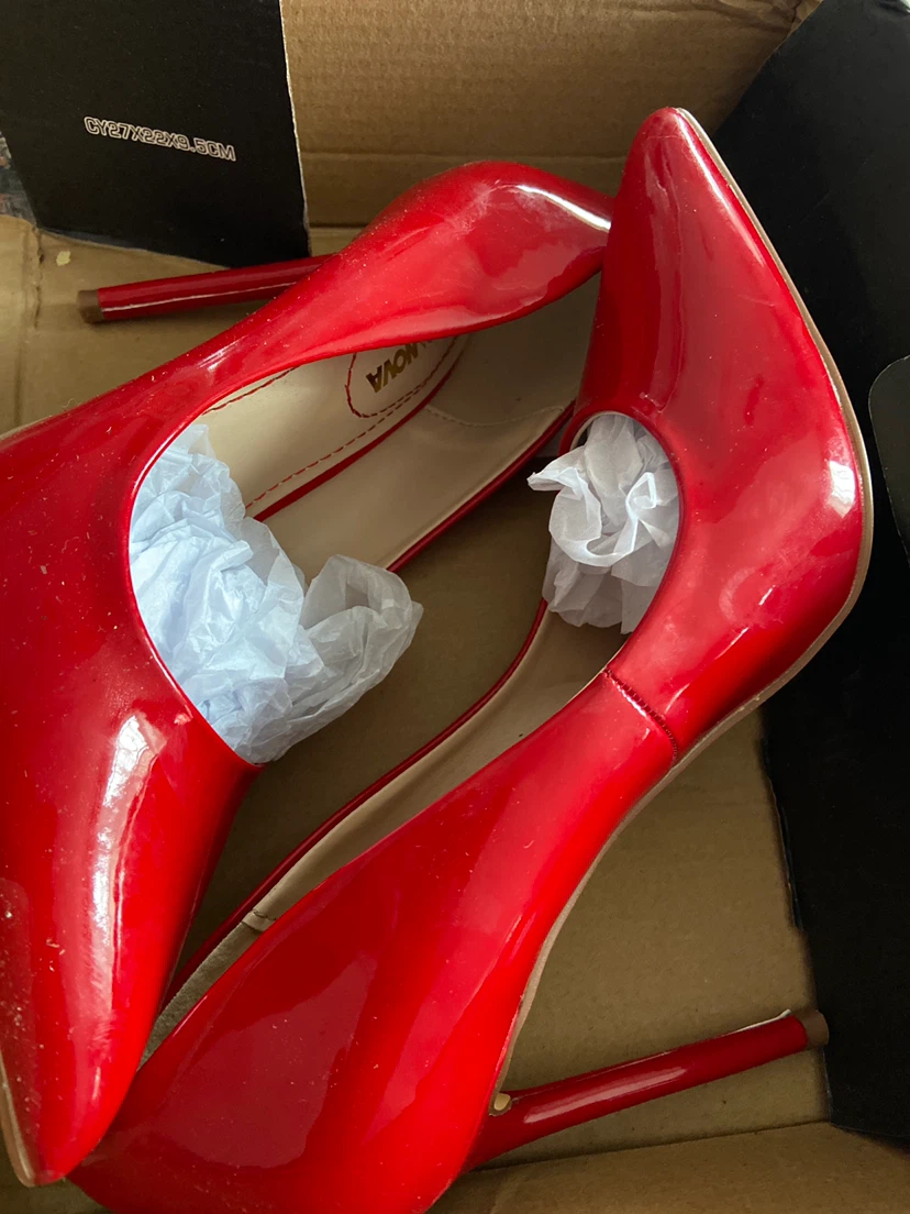 Fashion Nova Red Pumps Size 7.5 - photo 2