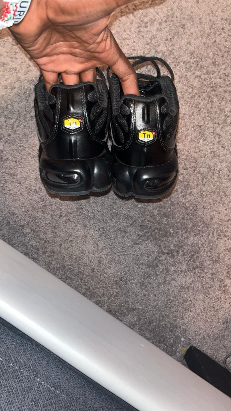 Size 11 Nike Air Max Plus TN Black - photo 2