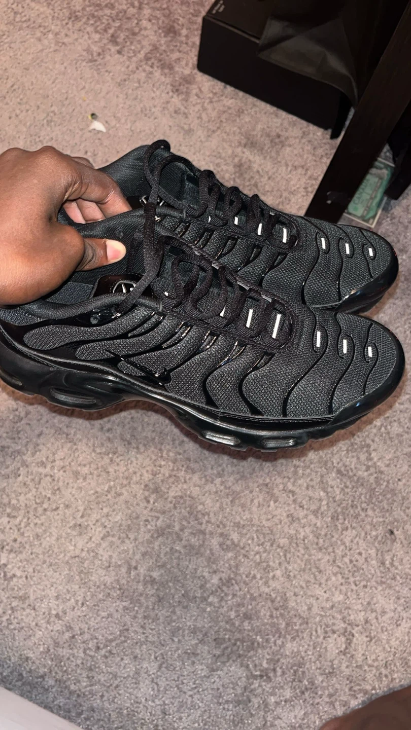 Size 11 Nike Air Max Plus TN Black - photo 3