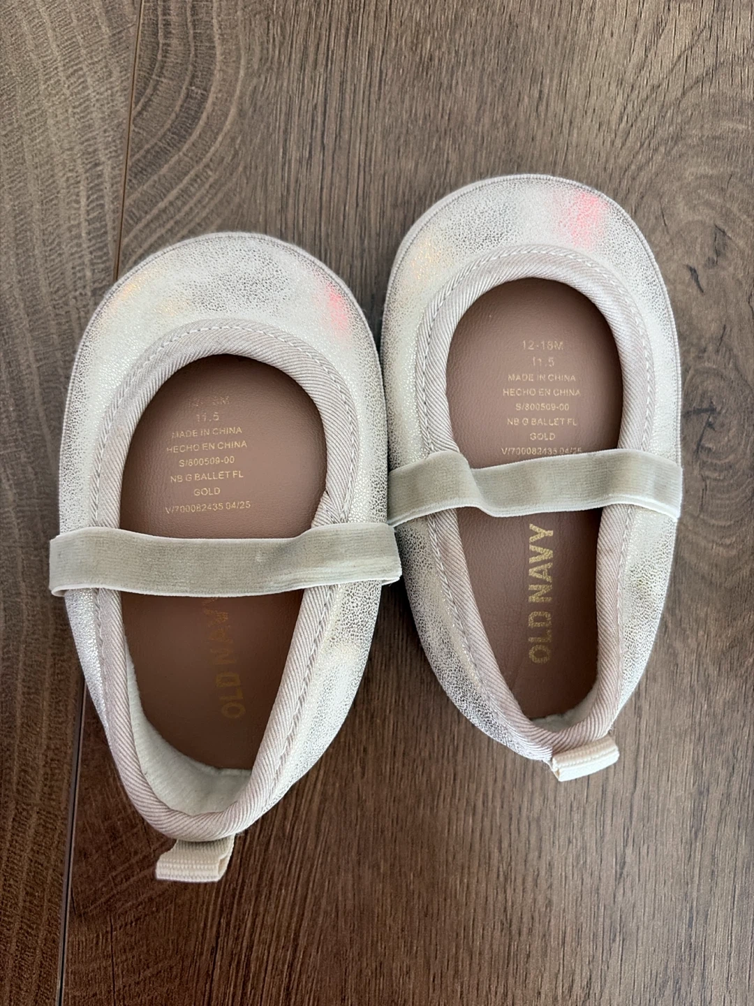 Lot of 3 Pairs of Toddler Shoes - photo 4