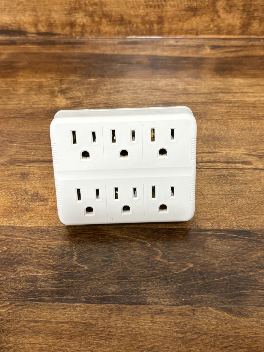 Plug in splitter for Outlets