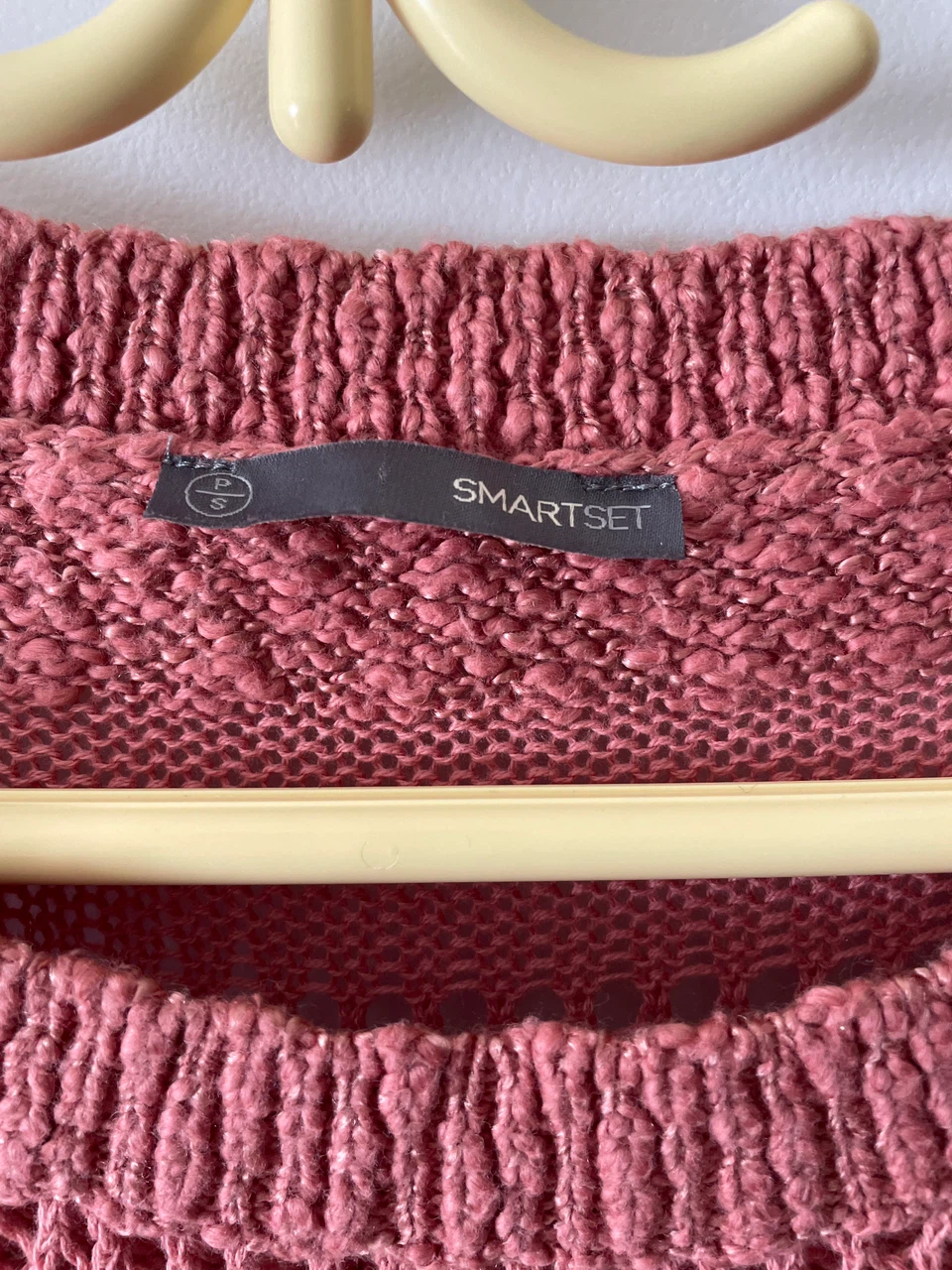 Like new Coral Knit Top - photo 2