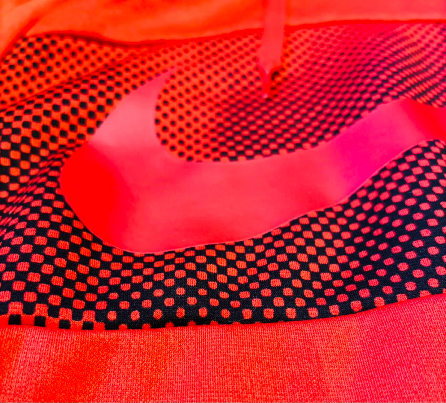 Nike Dri-FIT Hoodie - Red - Size Small - photo 2