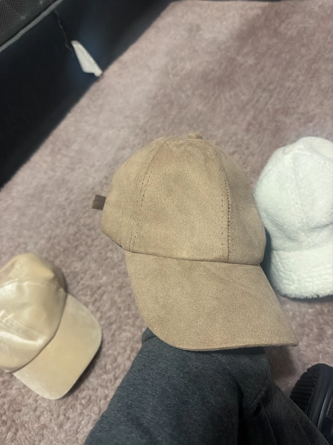 Set of 5 Assorted caps - photo 5