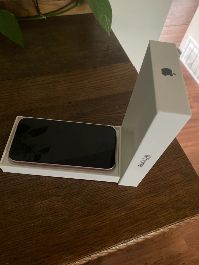 Apple iPhone 15 Rose Gold - photo 5