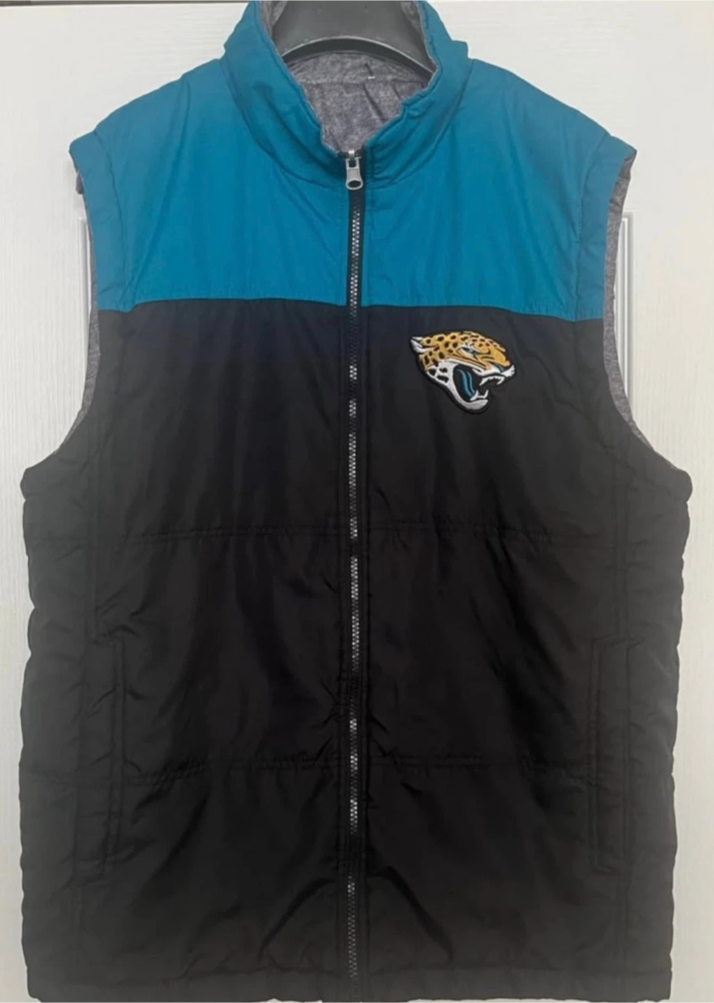 Men’s Size Large Bundle Jackets, Vests & Hoodies - photo 5
