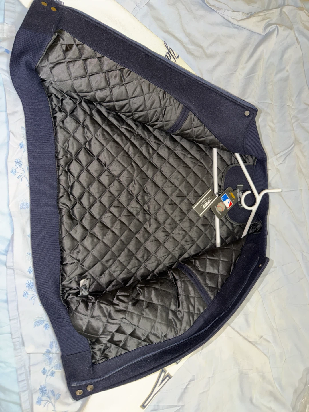 Yankees Bomber Jacket - photo 3