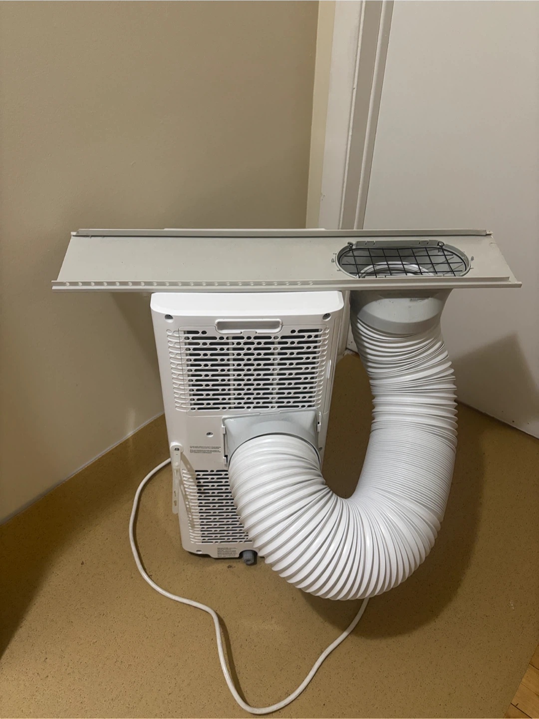 3 Hisense Portable Air Conditioner - photo 3
