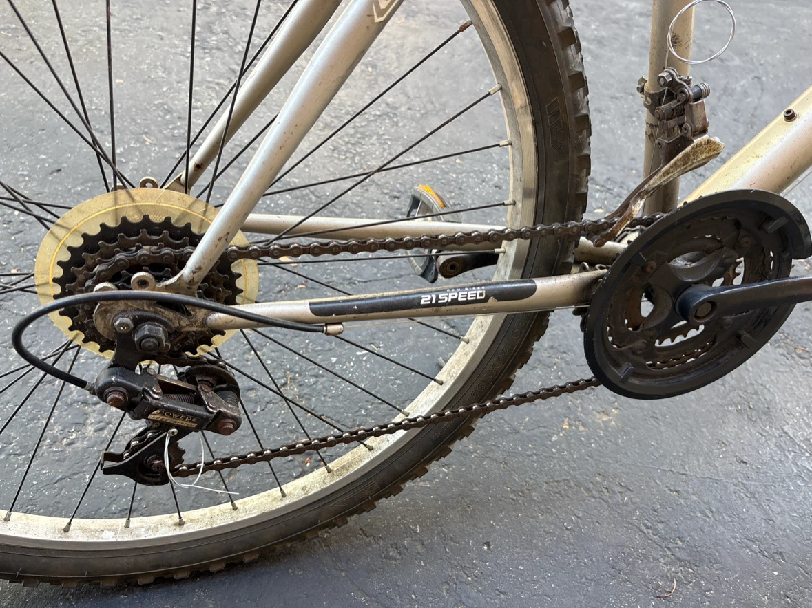 CCM Nitro XT 21-Speed Mountain Bike - photo 4