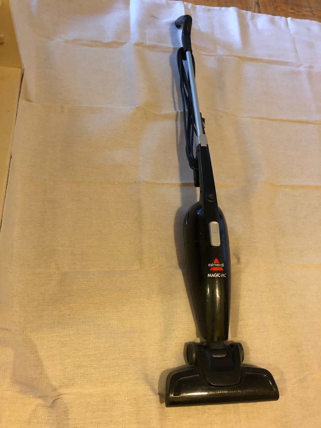 Bissell MagicVac stick vacuum - photo 2