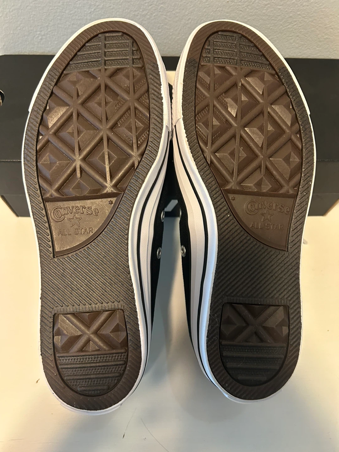 BNIB Converse Chuck Taylor All Star Low Tops - photo 4