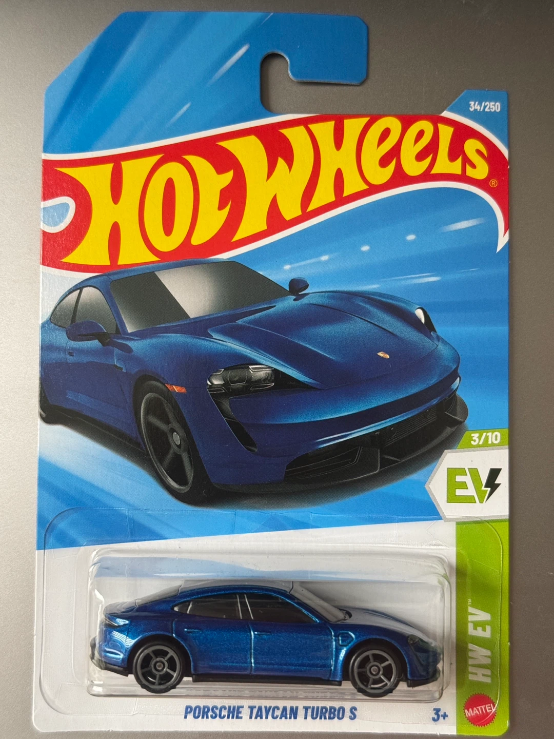 Hot Wheels Porsche Taycan Turbo S