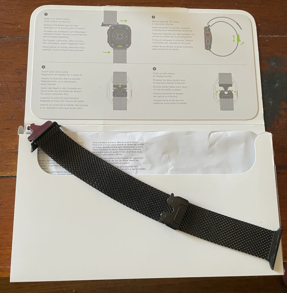 Apple Watch 49mm Milanese Loop - Black Titanium - photo 3
