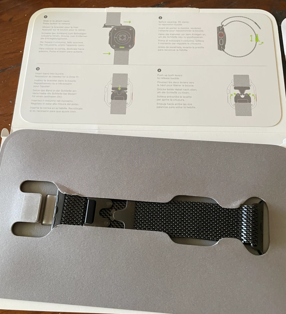 Apple Watch 49mm Milanese Loop - Black Titanium - photo 5