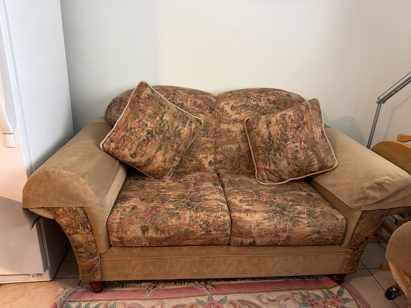 Tapestry Print Loveseat and Chaise Lounge Set - photo 2