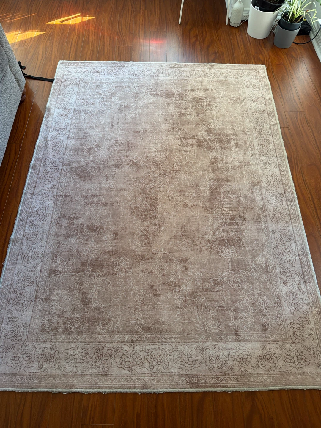Light brown carpet.