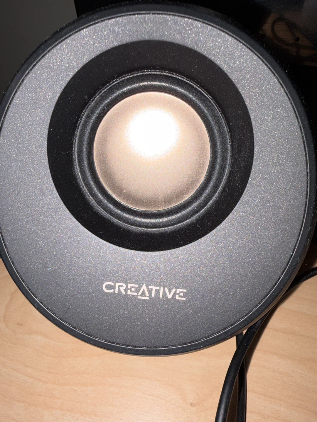Creative Pebble Speaker