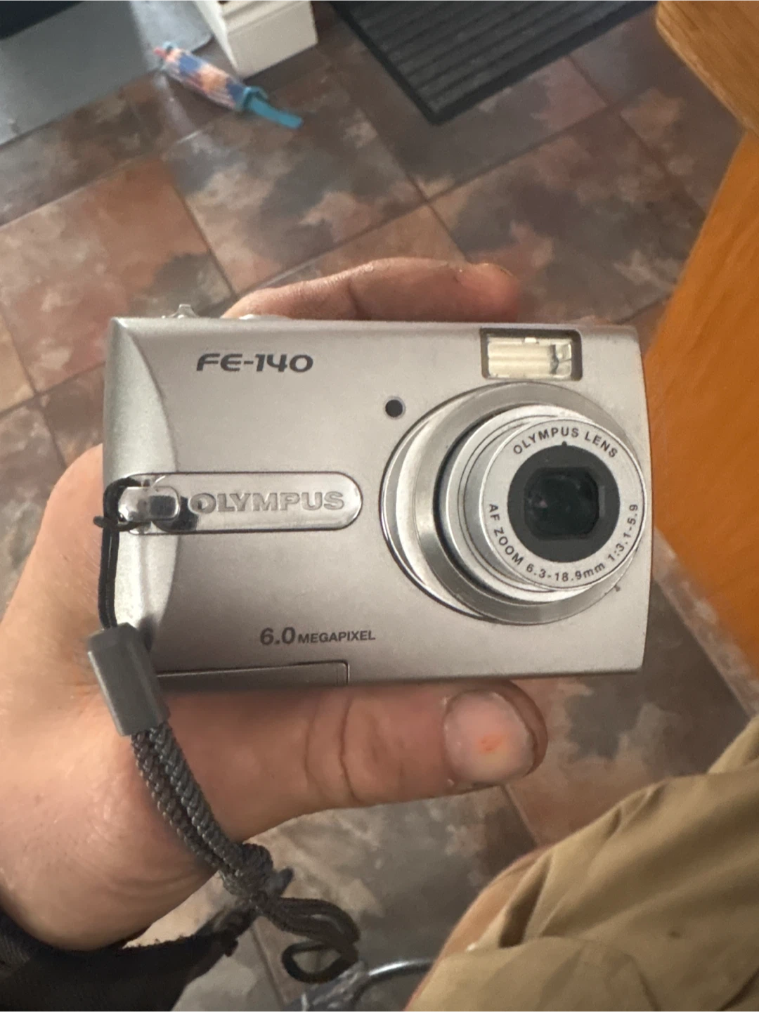 Olympus FE-140 6.0 Megapixel Digital Camera - photo 4