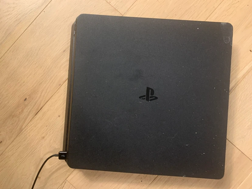 Sony PlayStation 4 Slim Console - photo 3
