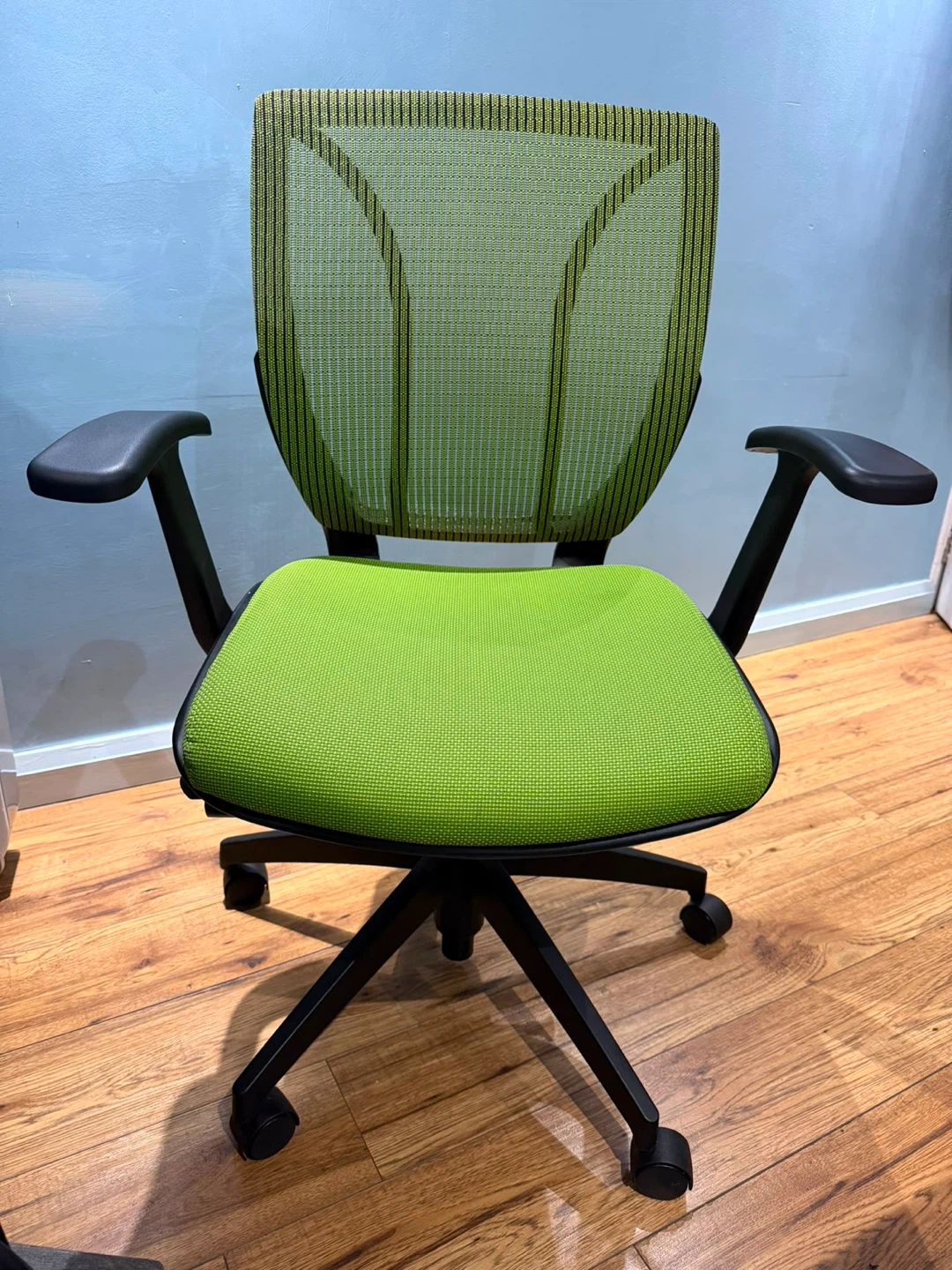 Global Upholstery Office Chair