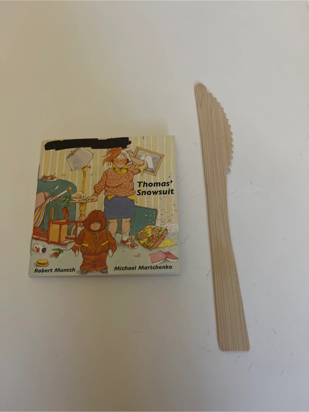 Thomas' Snowsuit by Robert Munsch - photo 2