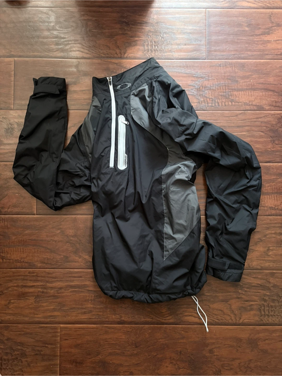 Oakley Hydrolix winbreaker running jacket M