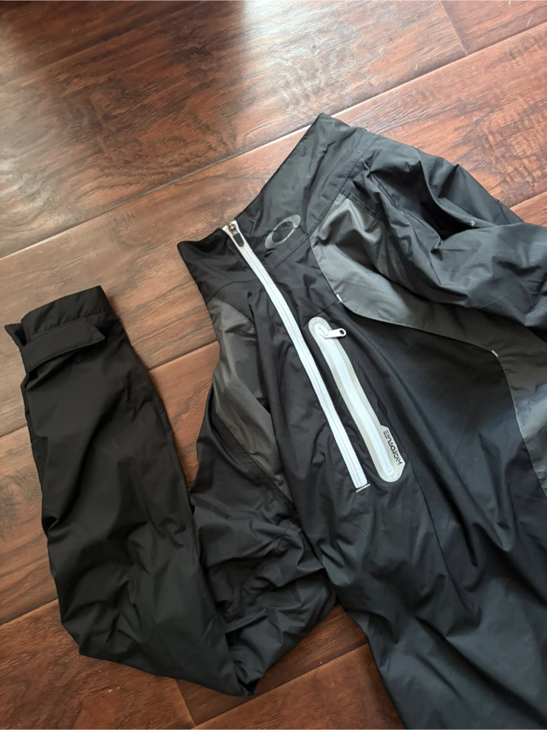 Oakley Hydrolix winbreaker running jacket M - photo 3