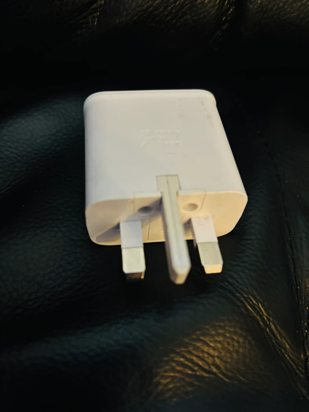 Samsung Adaptive Fast Charging Travel Adapter - photo 2