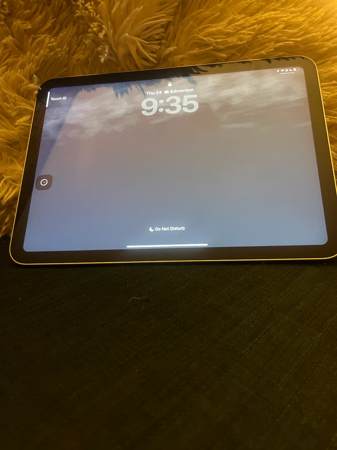 iPad 10th generation with logo tech iPad case/keyboard - photo 2