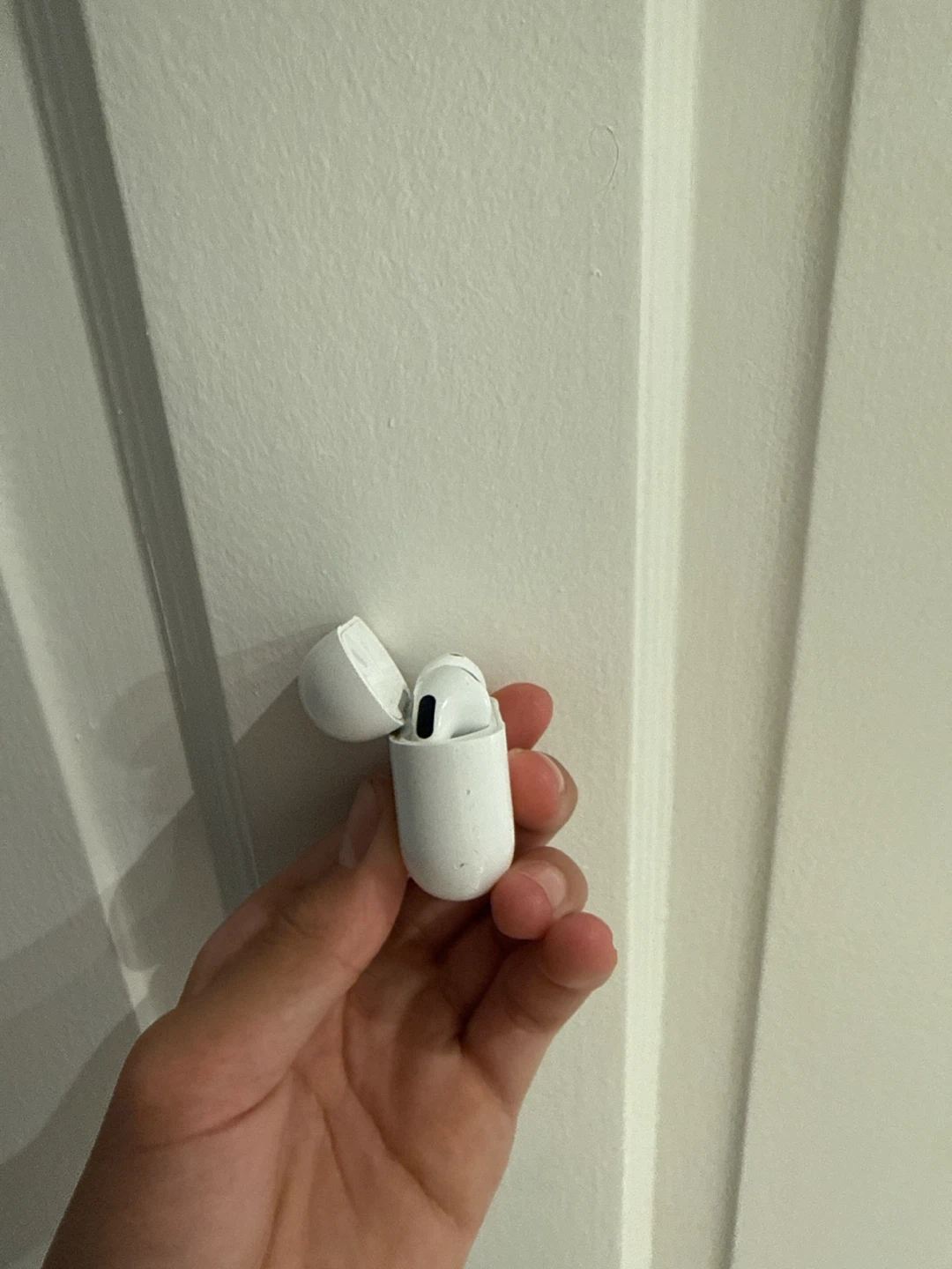 Apple AirPods Pro - photo 4