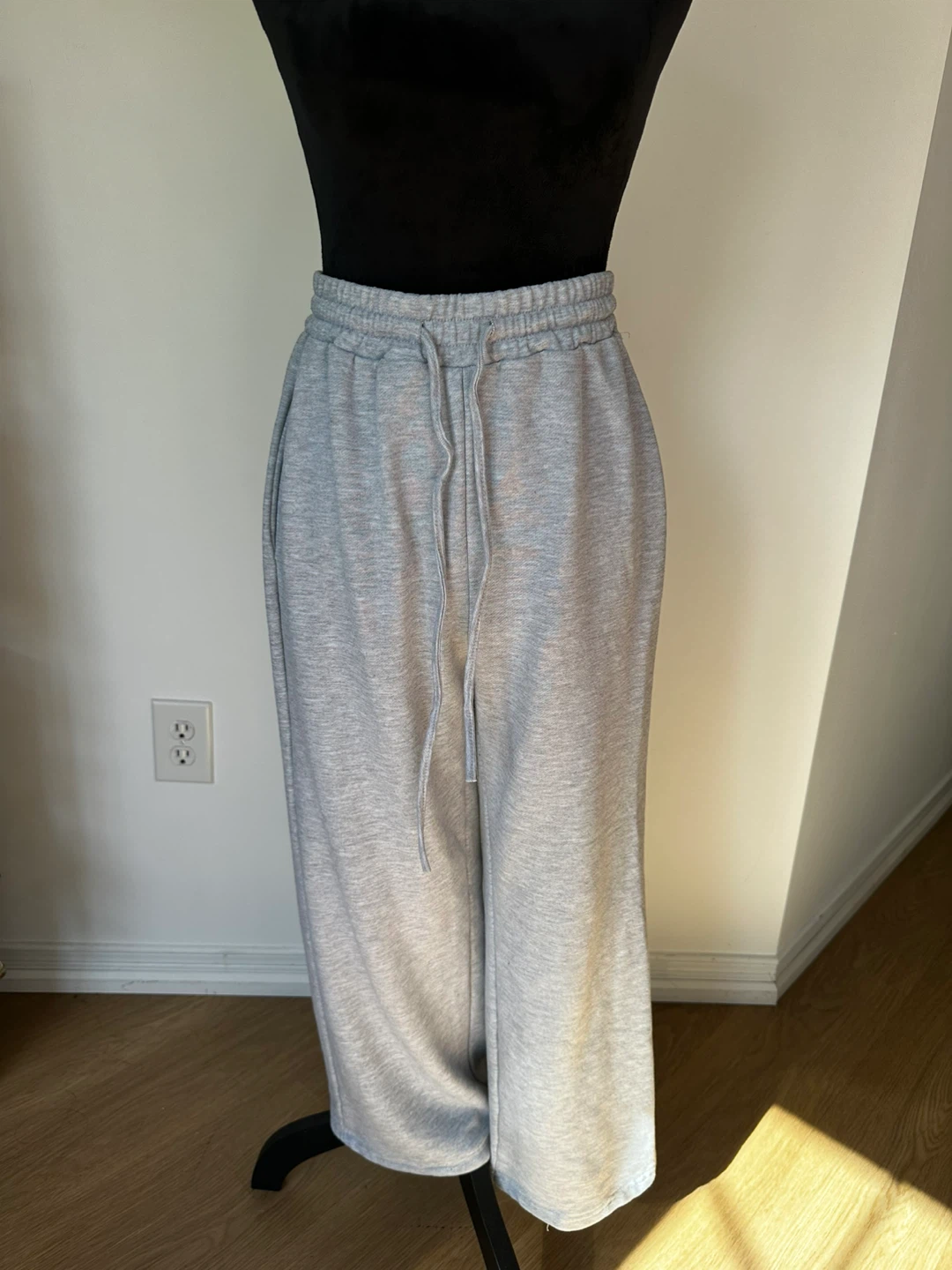 Grey drawstring sweatpants
