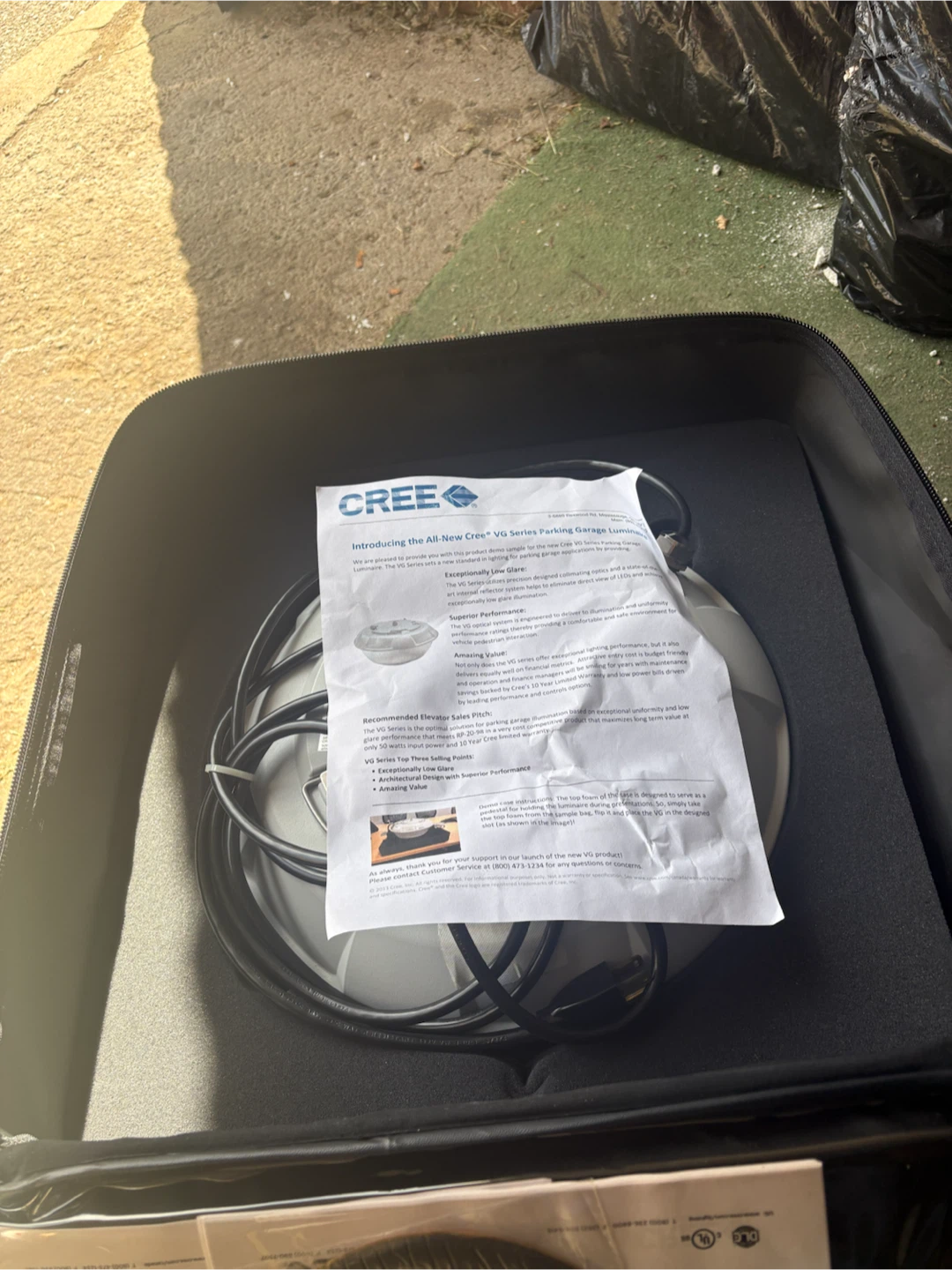Cree VG Series Parking Garage Luminaire Demo Unit - photo 3