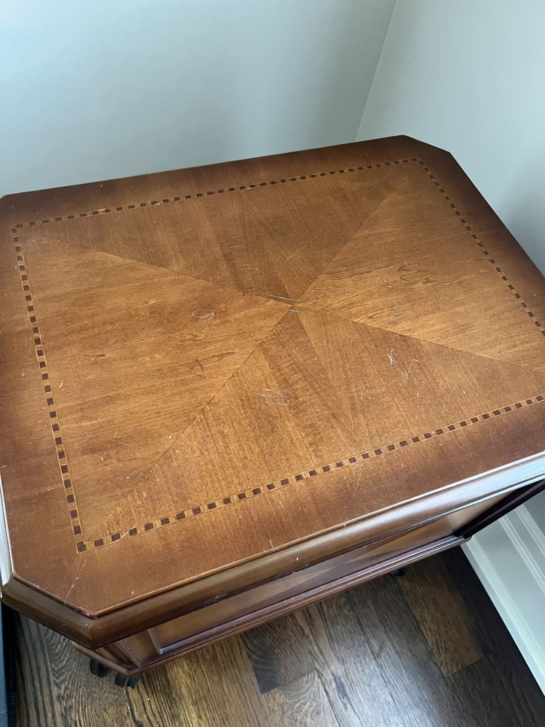 Wooden end table with metal legs - photo 2